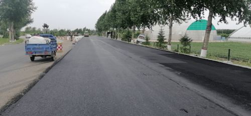 工程紀(jì)實 公司國道鶴大公路寧安鎮(zhèn)過境段工程瀝青砼路面面層試驗段正式開工